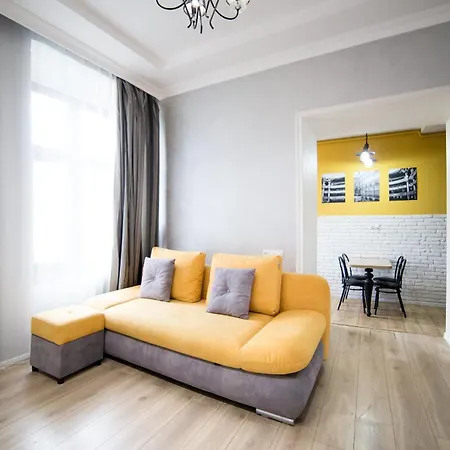 Апартаменти-Студіо Для 4-Х Площа Міцкевича 5 - Проспект Свободи Apartment *